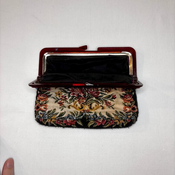 Vintage 1950s Tapestry Clutch Change Purse Kiss Lock Black Floral Lucite AS IS - Picture 13 of 16